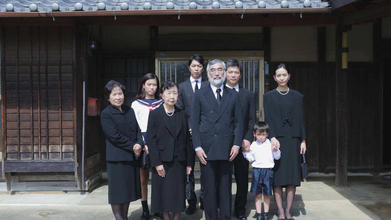 💔妈留下的惊天秘密：13万养老金，竟是为了…！