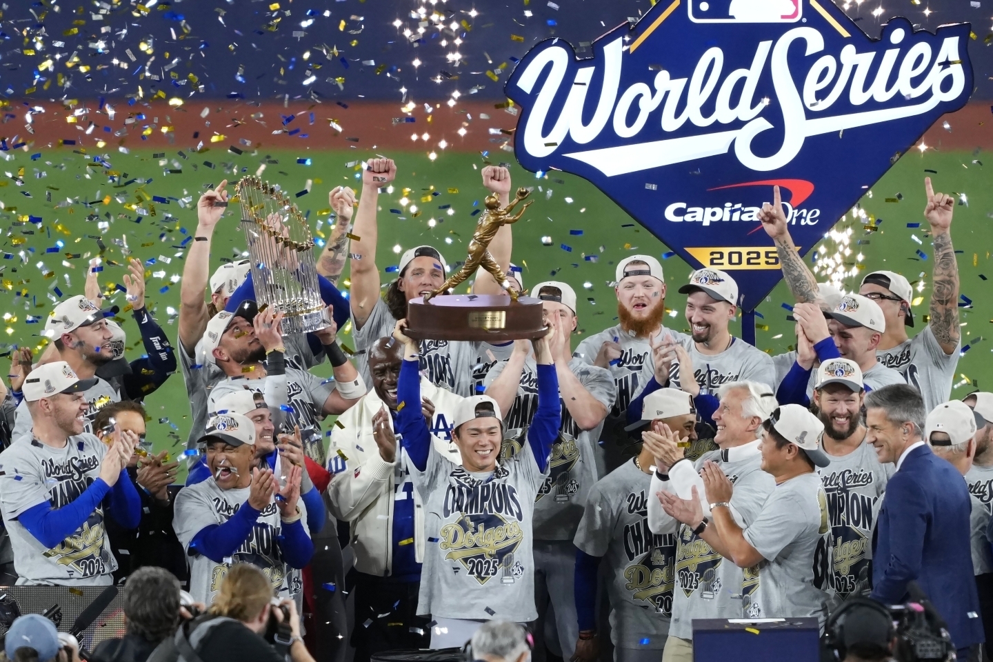 💰壕无人心的道奇队，真有毛病？美记：夺冠时嗨翻天呢！