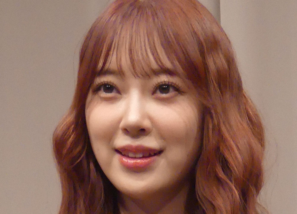 💥颜值羞辱？她怒了！“你们到底怎么活的？”