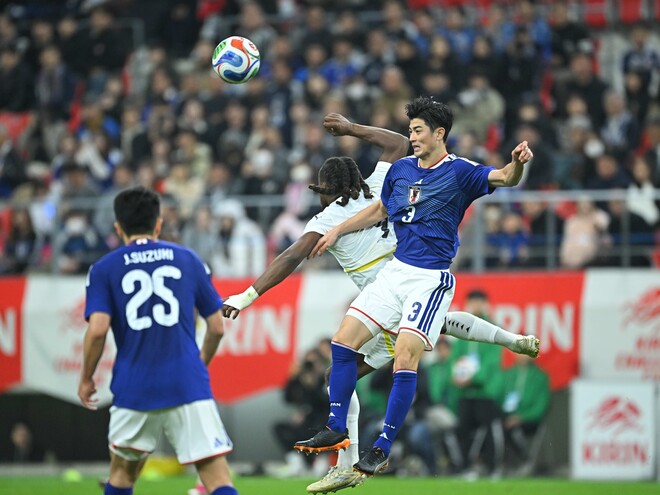 💥太离谱！输球后的加纳球迷怒了：你们认真的吗？！