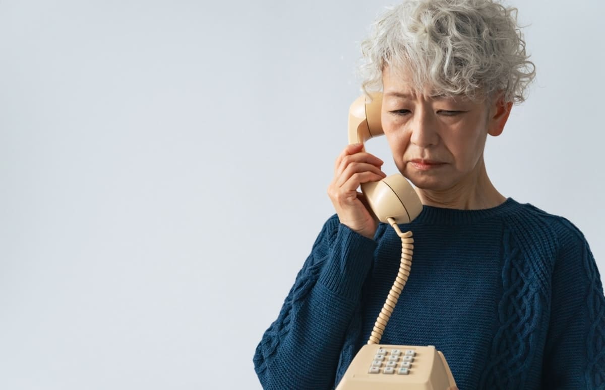 🏠老家还在用座机？明年起贵了！要不要干脆取消？