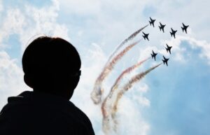 🔥韩日空战：拒绝加油，只因飞过争议岛屿！ 封面