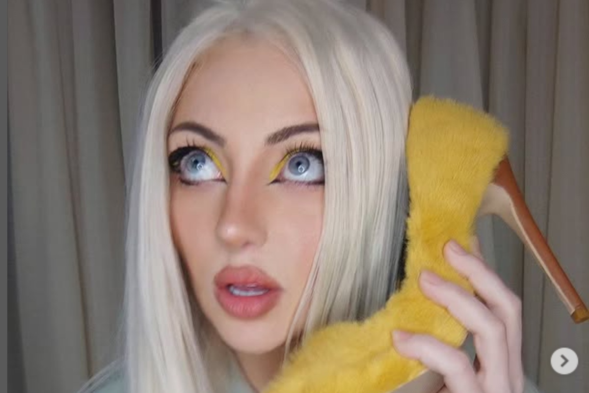 💔整容成瘾，活成了“真人芭比”，却…（海外）