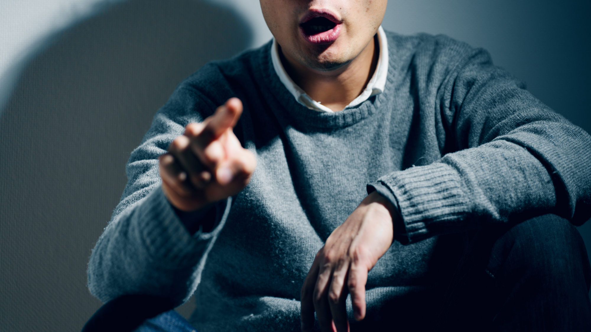 😱姐夫一句“生活真不错”，妻子骤逝，巨额遗产争夺战！