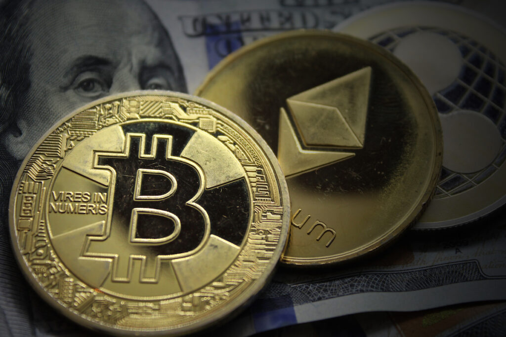 🚀以太坊暴涨！对比特币的反击，看这3张图！