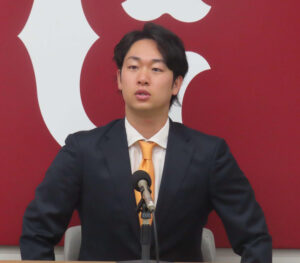 🎉逆袭！山崎伊织：从伤病到1.8亿，笑容绽放！ 封面