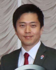 💥吉村翻车？昔怼自民，今却联手！ 封面