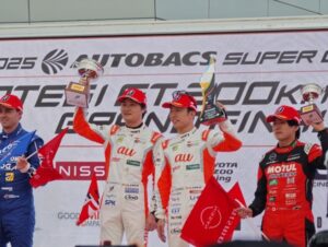 🏆太狂！au车队GT赛史无前例三连冠！ 封面