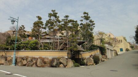 🔥芦屋豪宅被抢！中国富豪“抄家底”，邻里都炸了！