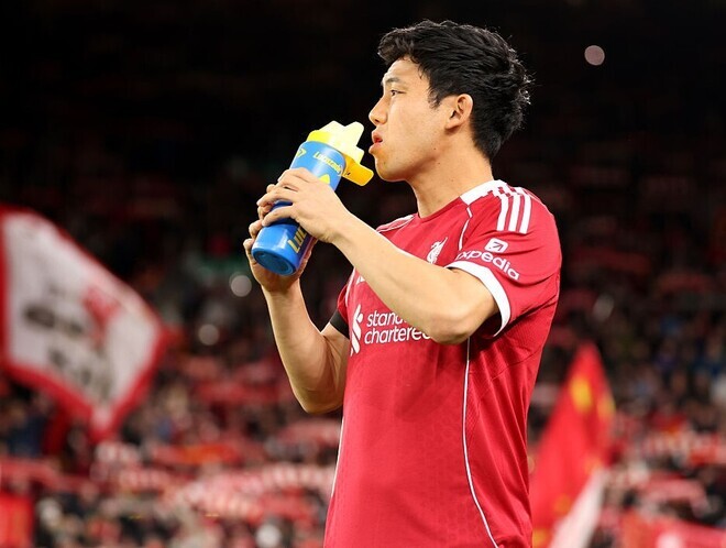 🚨惨败12场9次！为何不换远藤航？教练：我只能说…