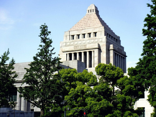 💰政客加薪五万！“改革”呢？