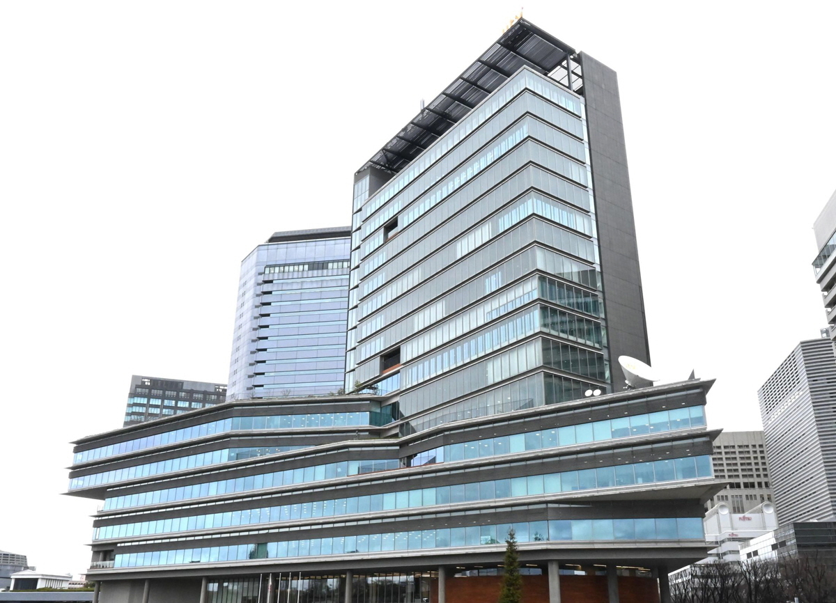 💥制裁？我才不在乎！当成勋章，真解气！