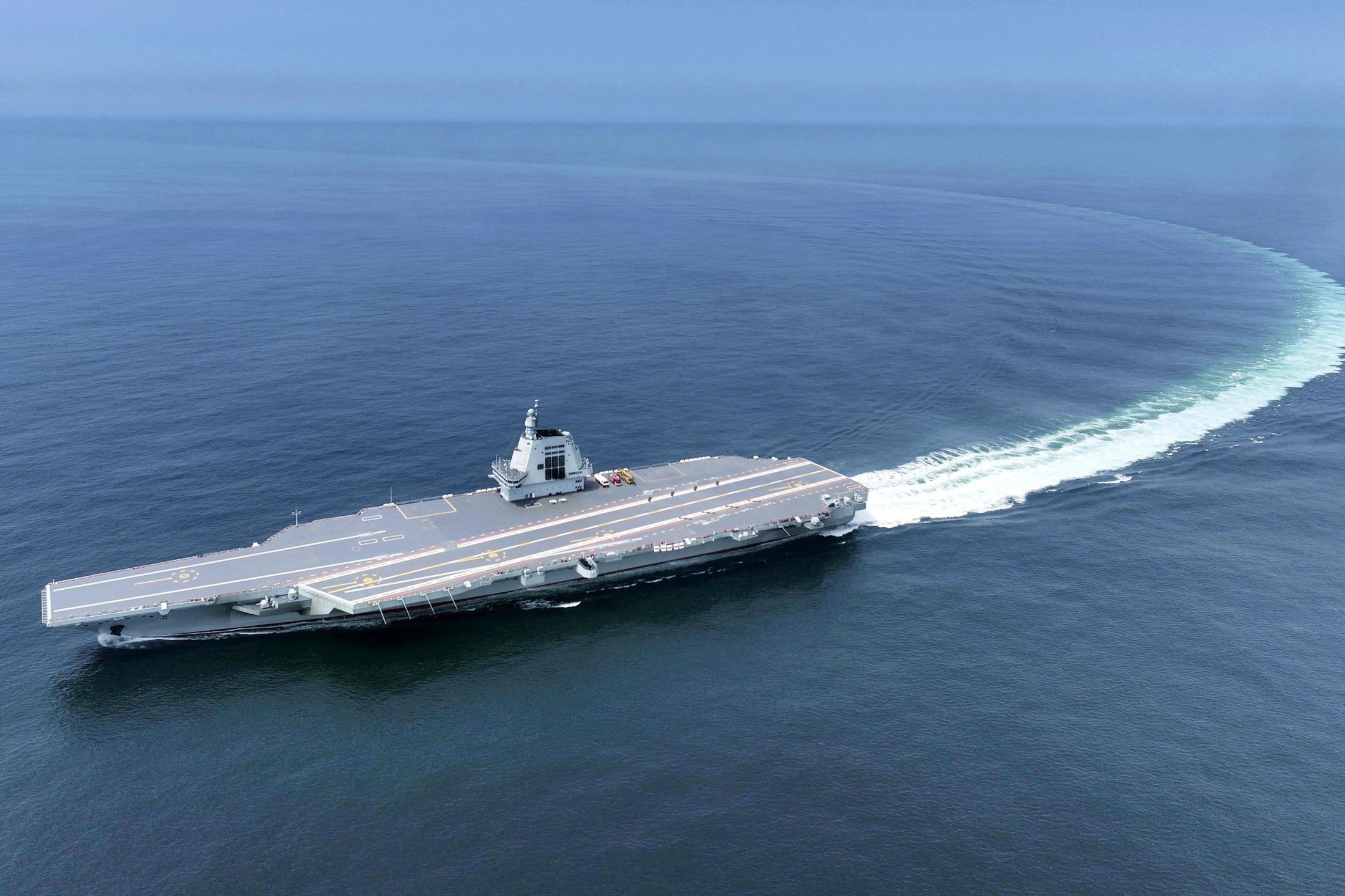 🚨中国又一航母逼近！南海海域突发禁航！