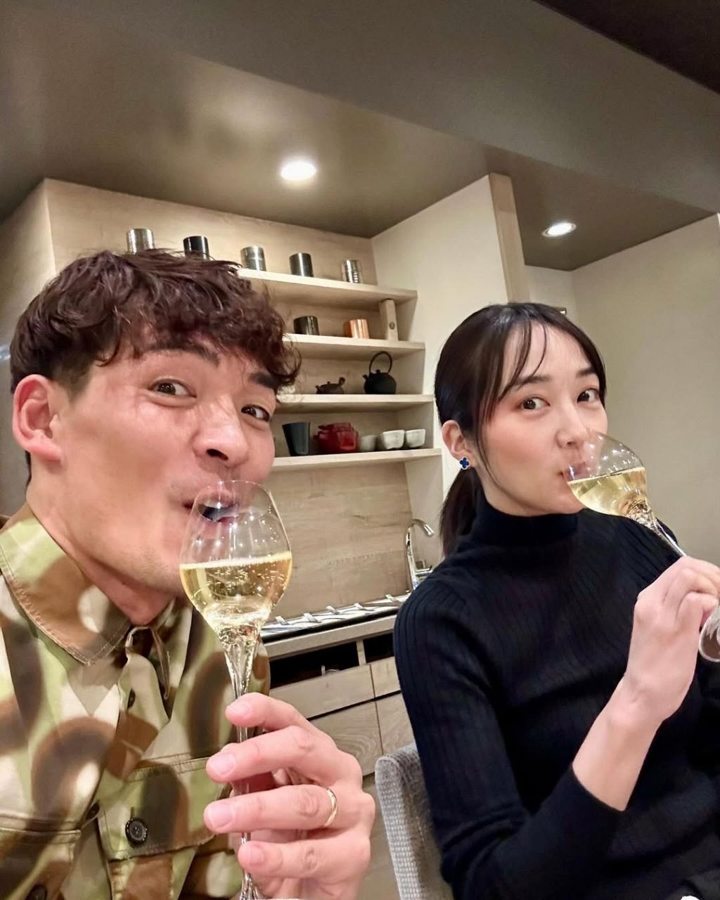 ⚽️前国脚+人气女星，甜到掉牙！网友：天作之合！