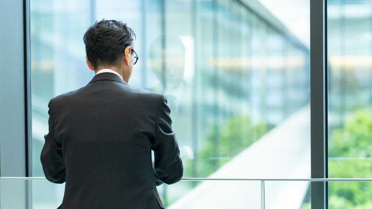 💰老板真敢！一栋楼的节税秘诀，富人都在用！