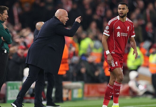 🔥利物浦：崩了！1-4惨败，球迷怒了！