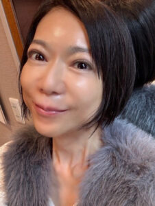 ✨堀千惠美惊艳变身！美得像回到了少女时代！💖 封面