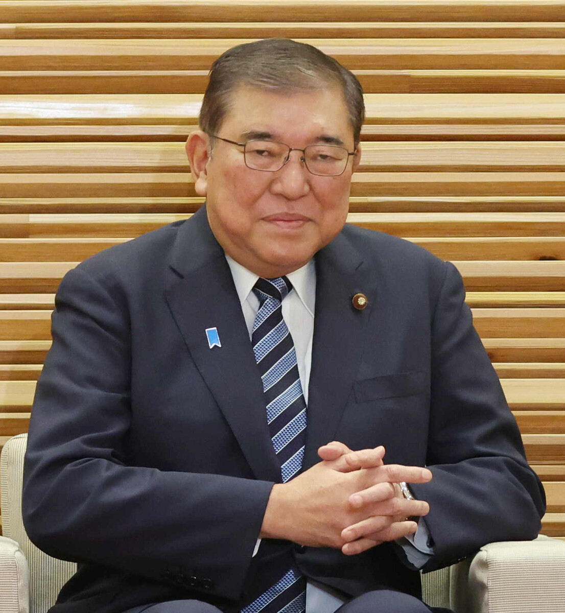 💥前首相：议员太多了！日本真有必要削减？