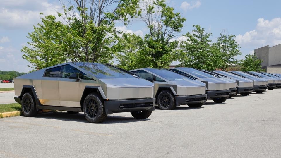 🚨马斯克造火箭，特斯拉却“栽”了？