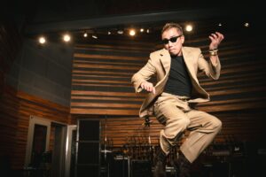 🎤长渕刚：最爱哪首歌？“讨厌钱的味道！”【前篇 封面