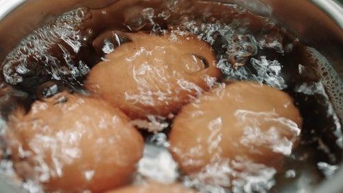 🥚鸡蛋煮过头了？看完这结局，我惊了！