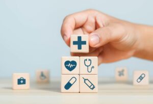 😱30岁还没买医保？小心年底被“惊”到！ 封面