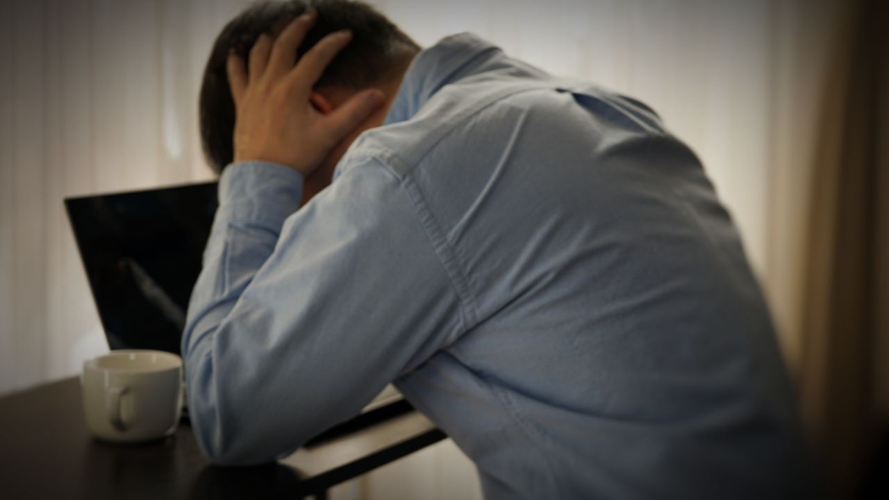 🤧 感冒一场，人生就完蛋了？52岁打工人崩溃倾诉！