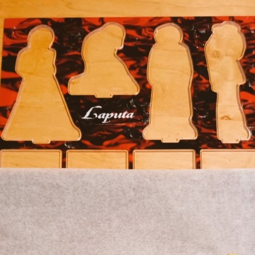 🍪 推倒偶像新姿！竟用亚克力立牌做饼干？