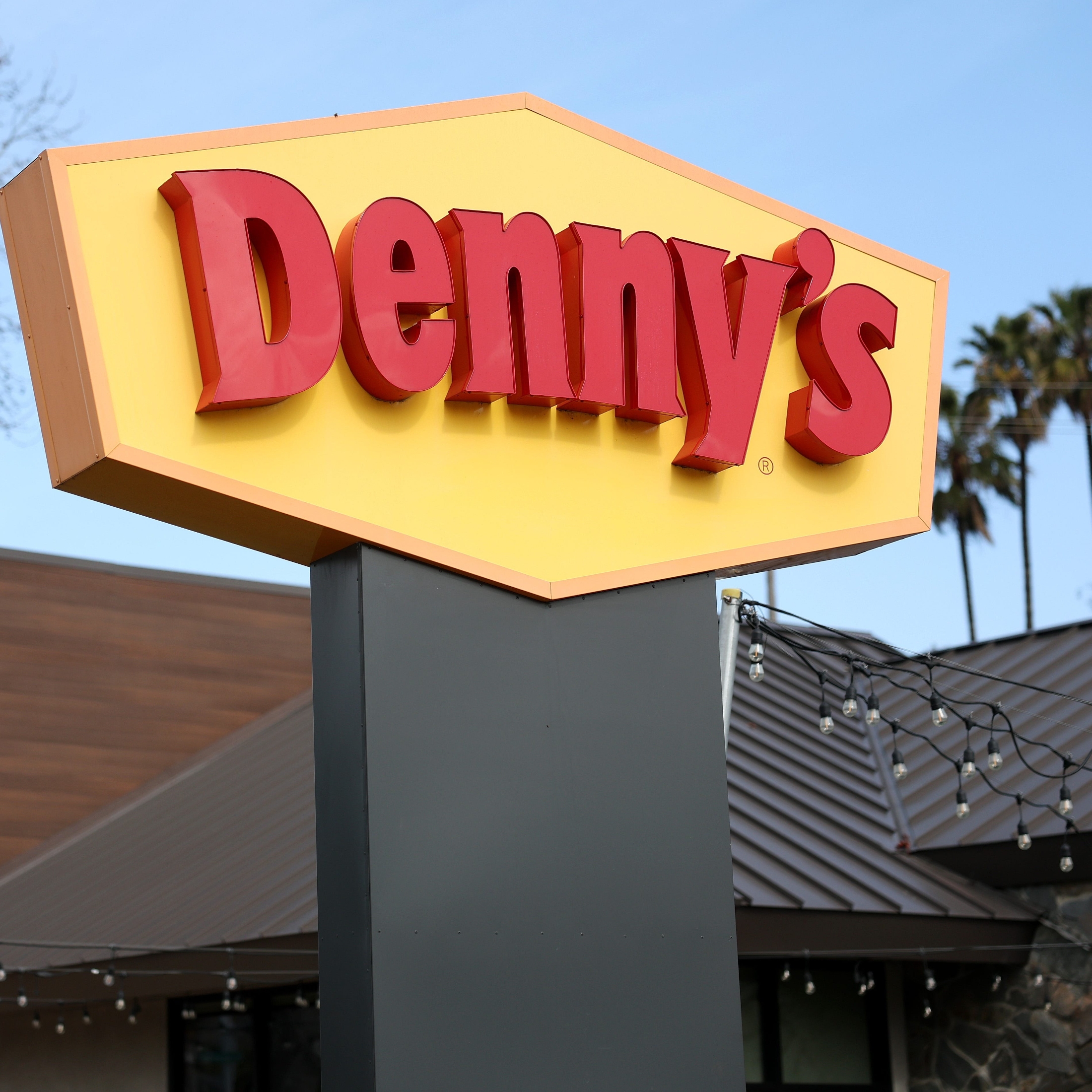 💥丹尼尔斯大撤退！高价+难吃，粉丝泪奔！