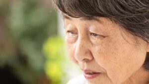 👵 孙女邀游乐园，奶奶却默默拒绝了？ 封面