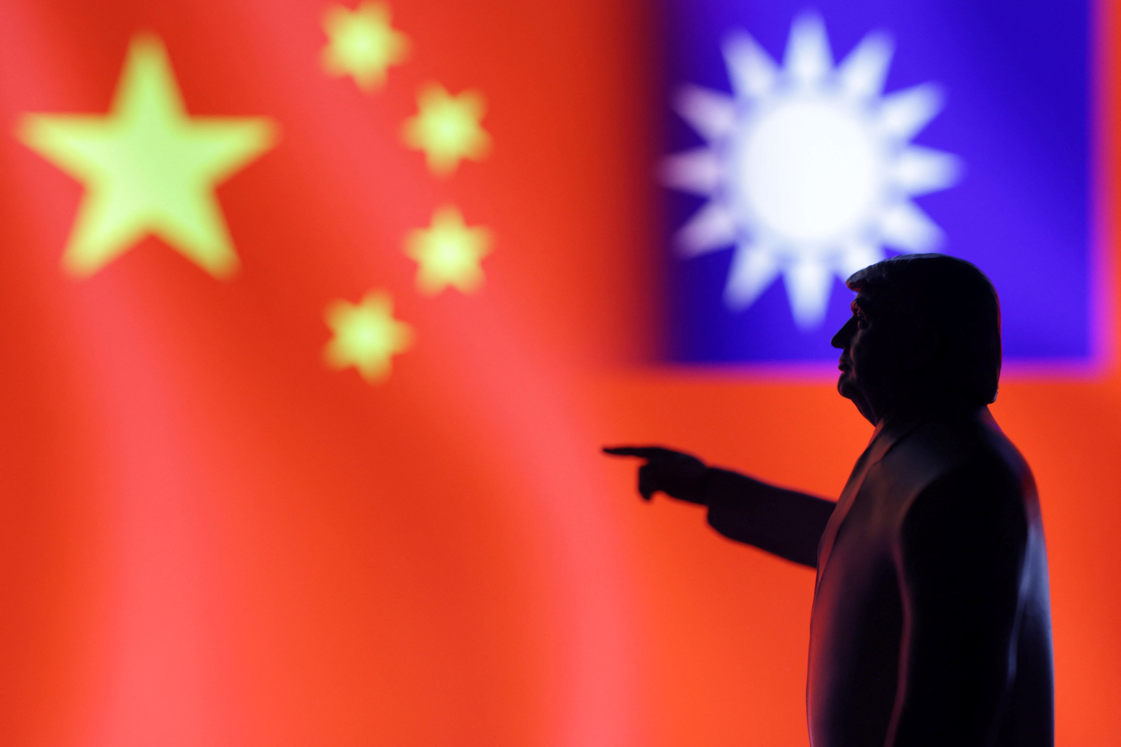 💥中国怒了！美国卖武器给台湾，要反击了！