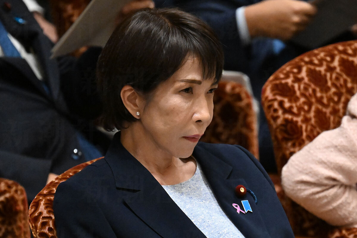 💥中国变脸：制裁反噬，对日强硬玩不转了！