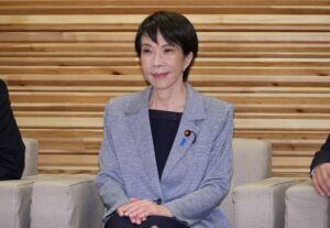 💥首相身边人喊“拥核”？！高市不炒，背后藏啥？ 封面
