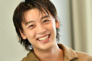 🍙竹内凉真：这饭团，我能炫100个！🔥 封面