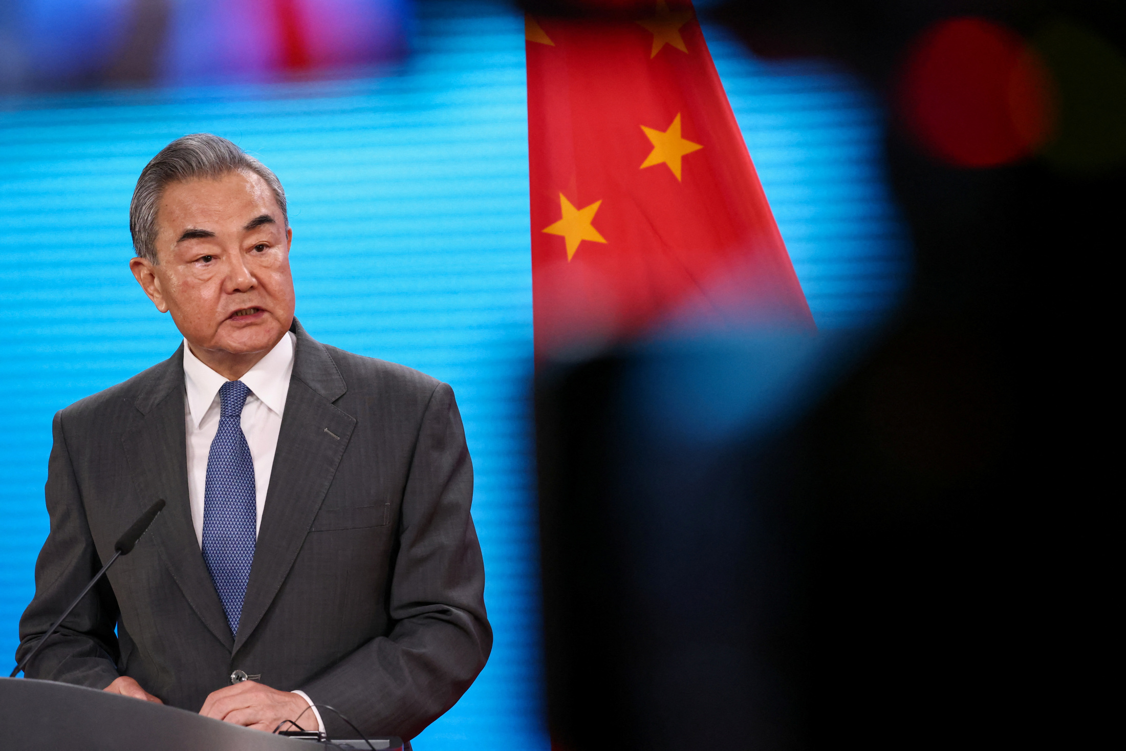 💥中国外交官，求助法国！台海问题，背后有大动作！