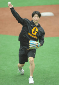 💥巨人大手笔！仅用钱就挖走悍将！ 封面