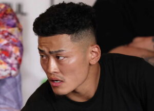 💥当众耳光！选手昏厥，朝仓未来也惊呆了！ 封面