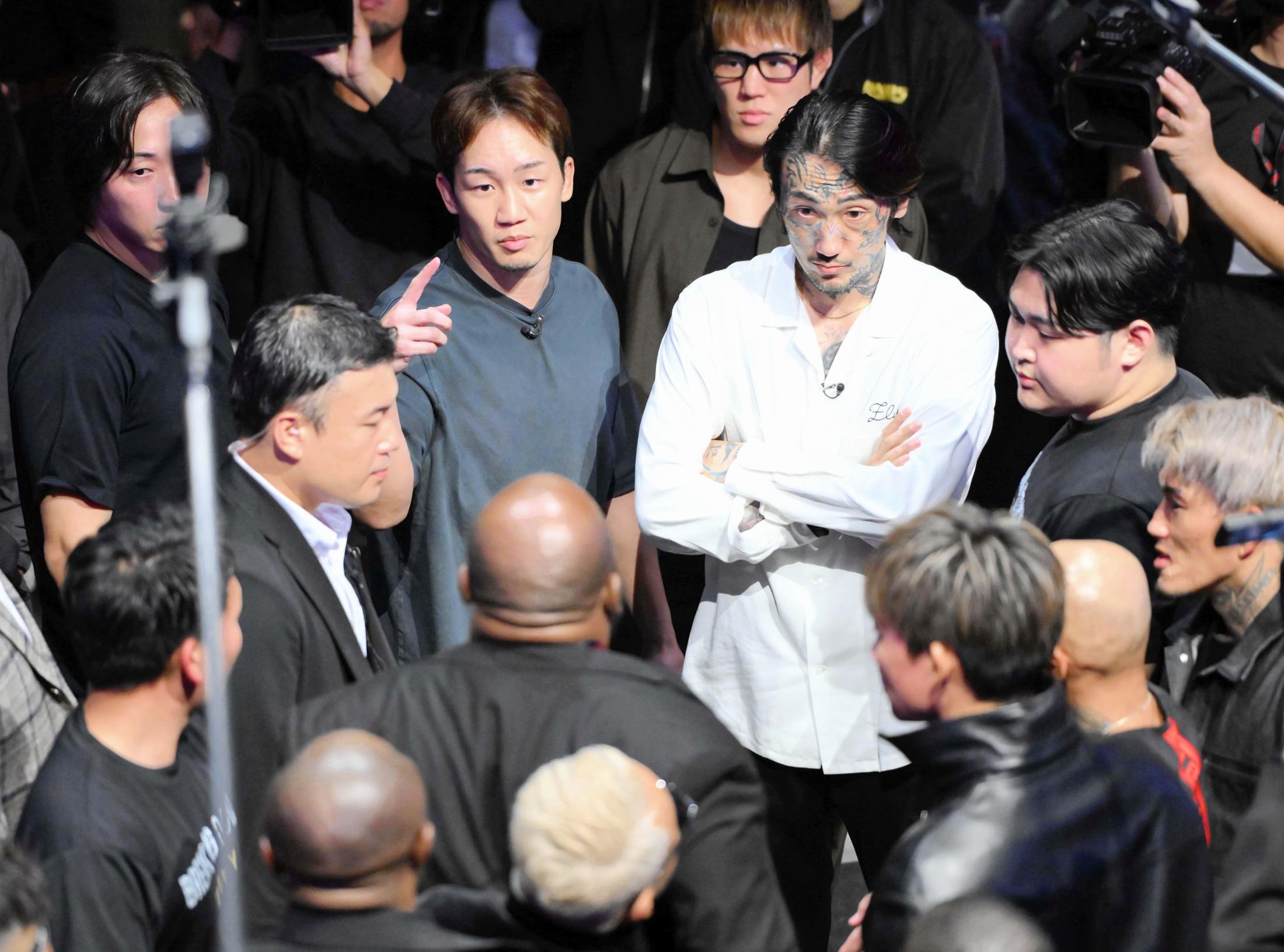 💥“你谁啊？！”，朝仓未来彻底爆发！暴怒回应黑帮老大！