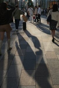 🎤突发：日歌手中演被喊停！就跟关掉扰人的电视一样！ 封面