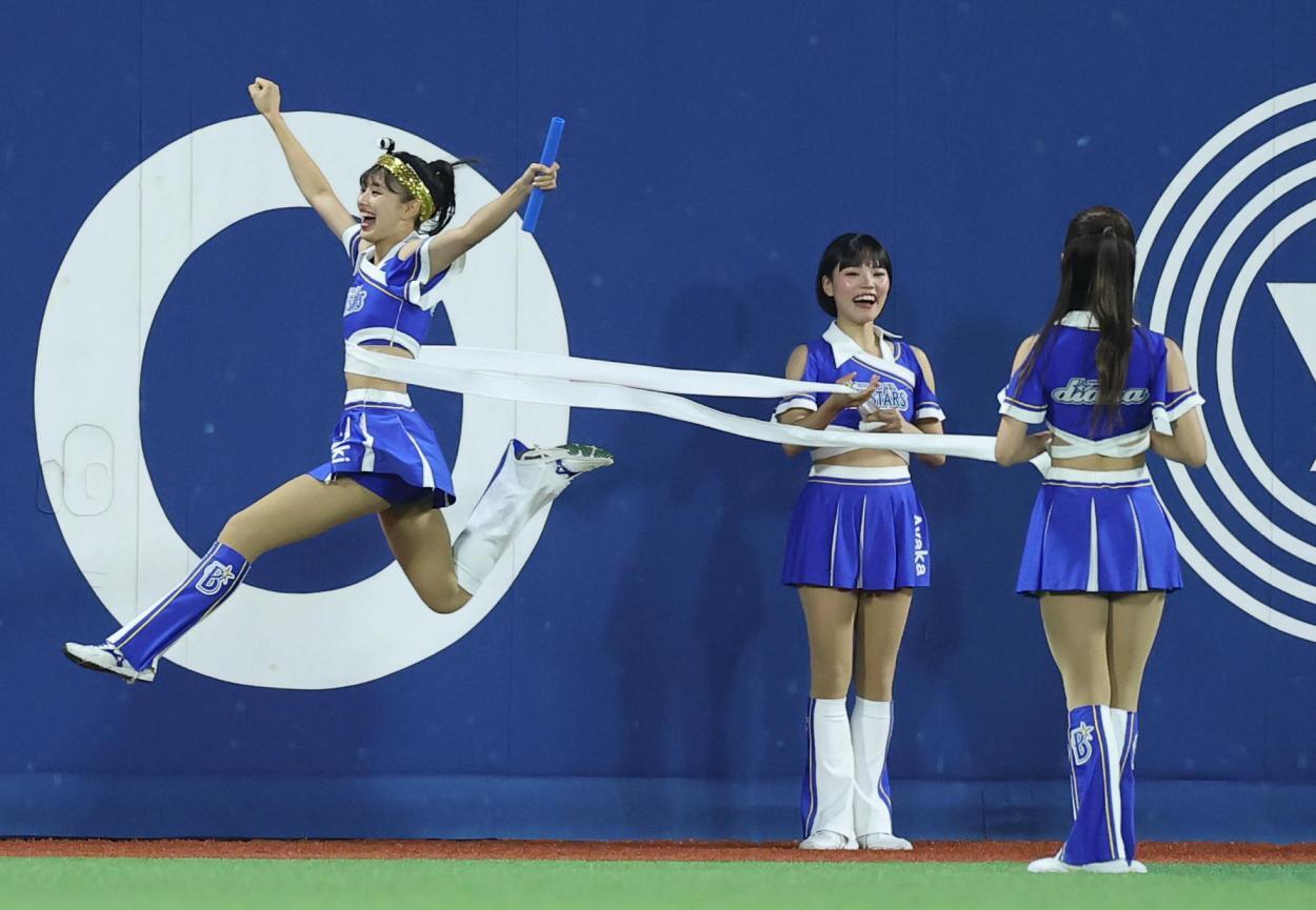 ⚾️ 球迷看球赛，只想看热闹？ 棒球之外，还有啥？