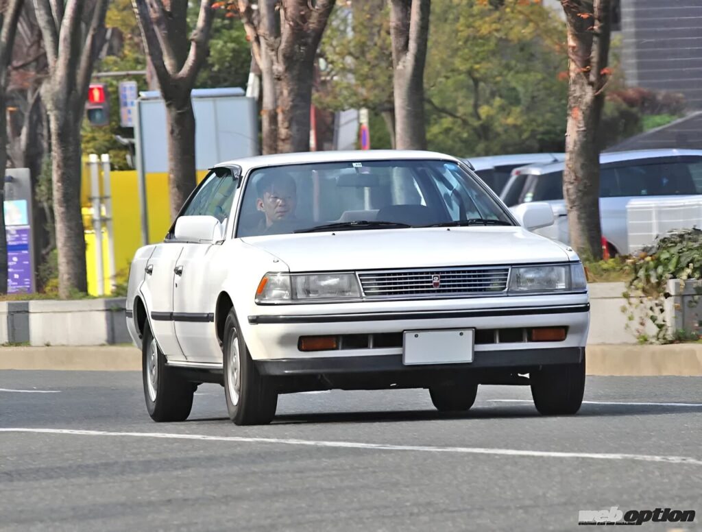 🚗 尘封记忆！连销售员都忘了的初代卡リーナED现身！
