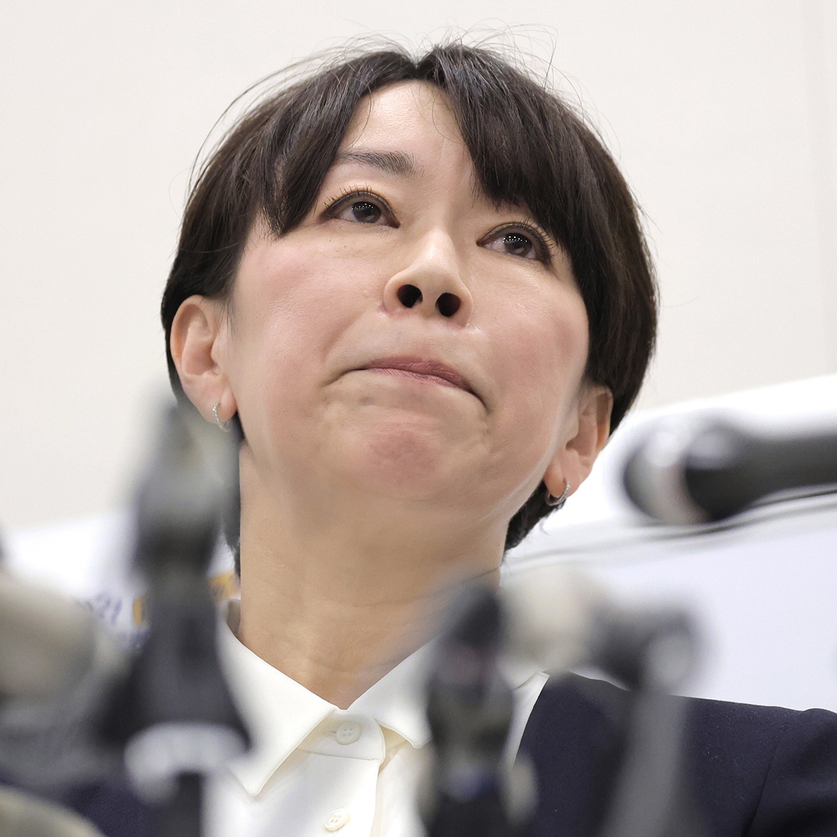 💥山尾志桜里：别看报！台湾危机，别转移话题！