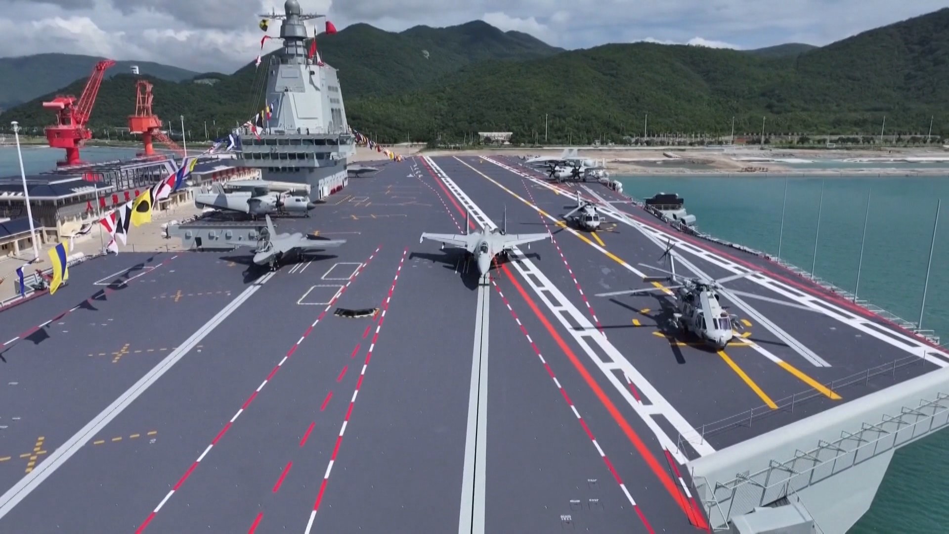 💥日本警惕！中国军力升级，战舰恐成“待宰羔羊”！