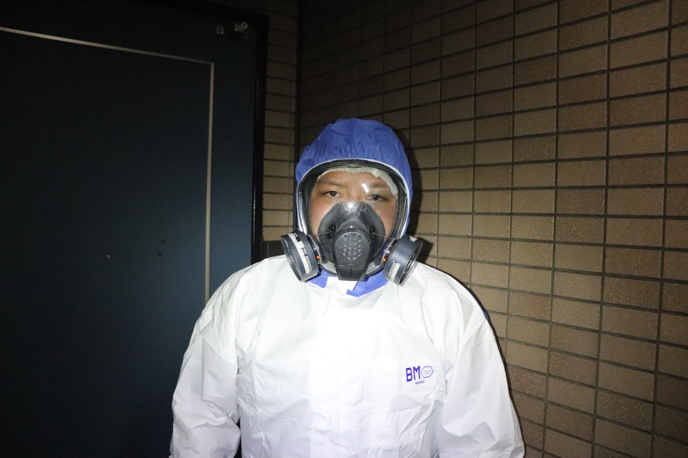 😱女声喊“喂”！漏水竟是…清洁工目睹独居老人离奇一幕！