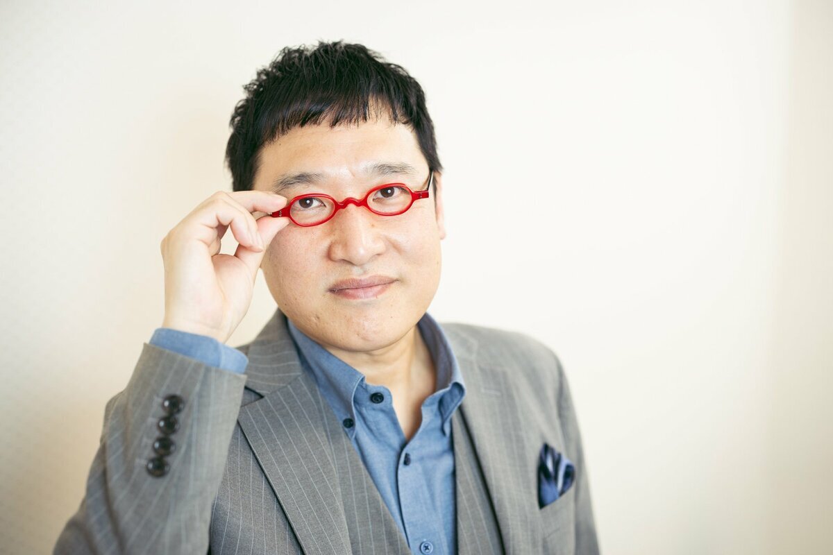 🌟山里亮太：不顾争议，在菲律宾建儿童食堂！