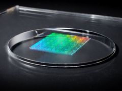 💡突破！10纳米模板，让芯片制造再进化！ 封面