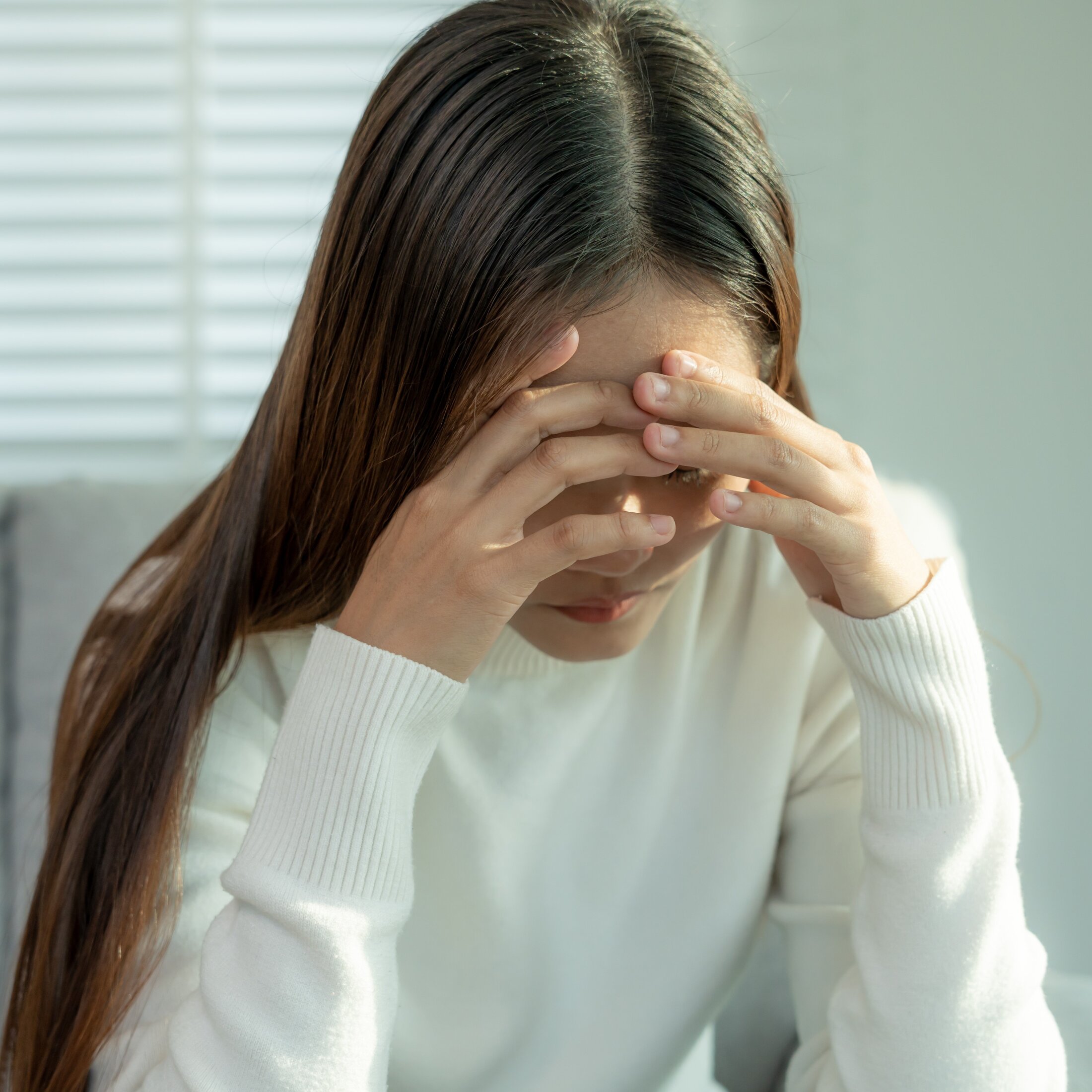 😱妈的床乱了！22岁女儿回家后，震惊父母婚姻…