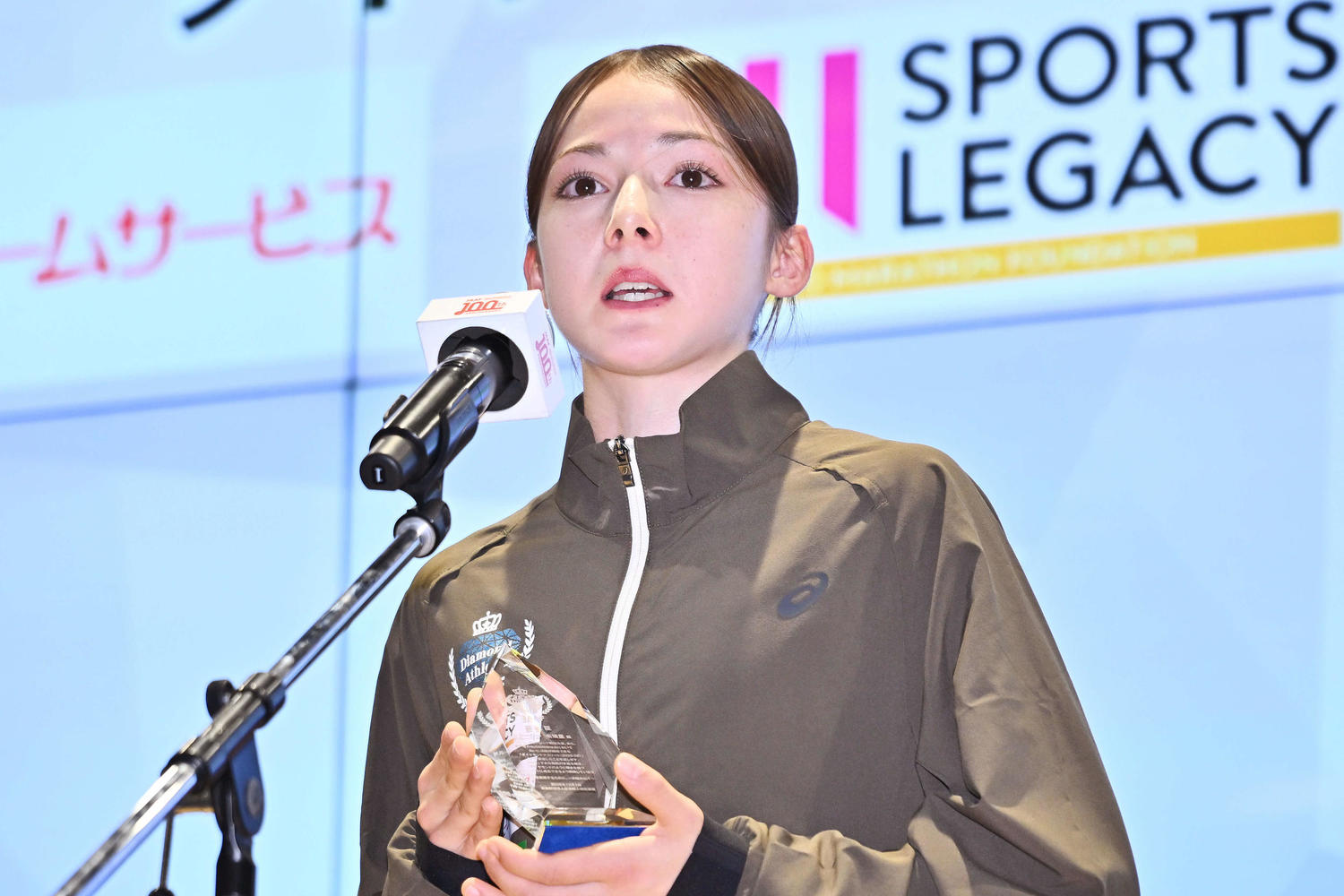 🏃‍♀️震惊！她要奔向世界，从美国大学起飞！