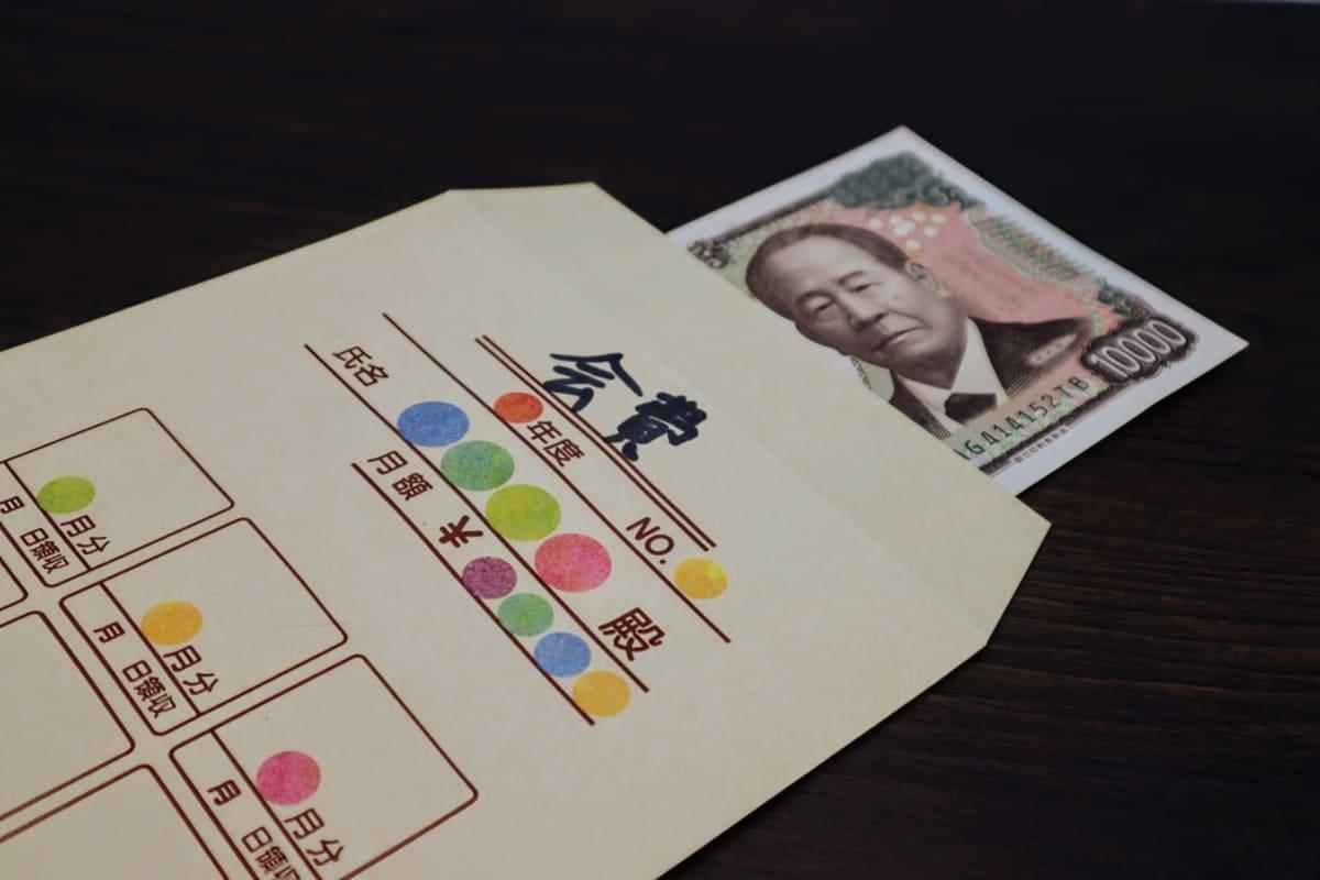 💥年费1000元？搬家后被“理所当然”要钱？！