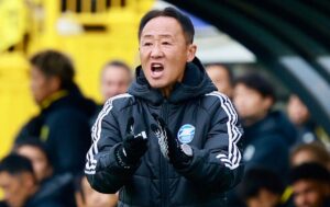 💥教练失言！J联赛俱乐部道歉，怒斥教练！ 封面